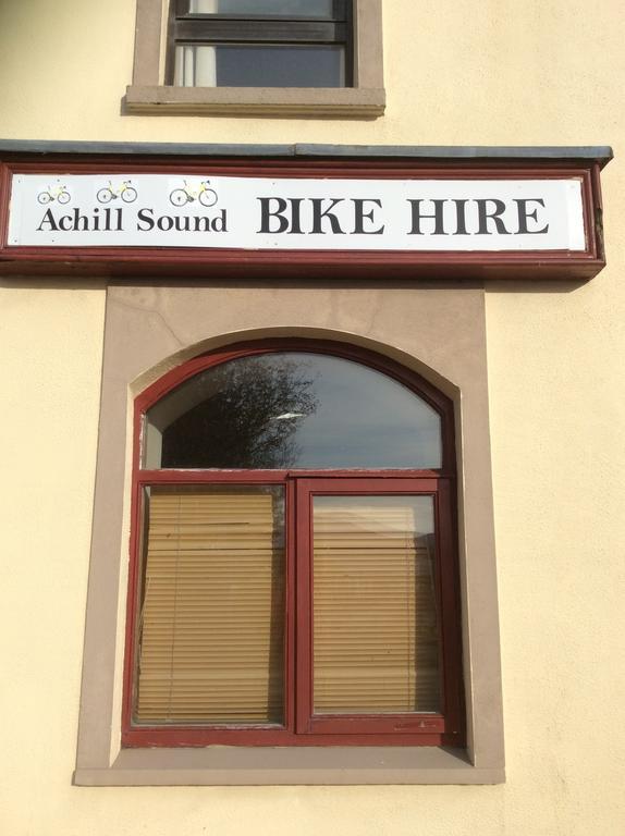 Achill Sound Hotel - Ostan Ghob A'Choire Zewnętrze zdjęcie