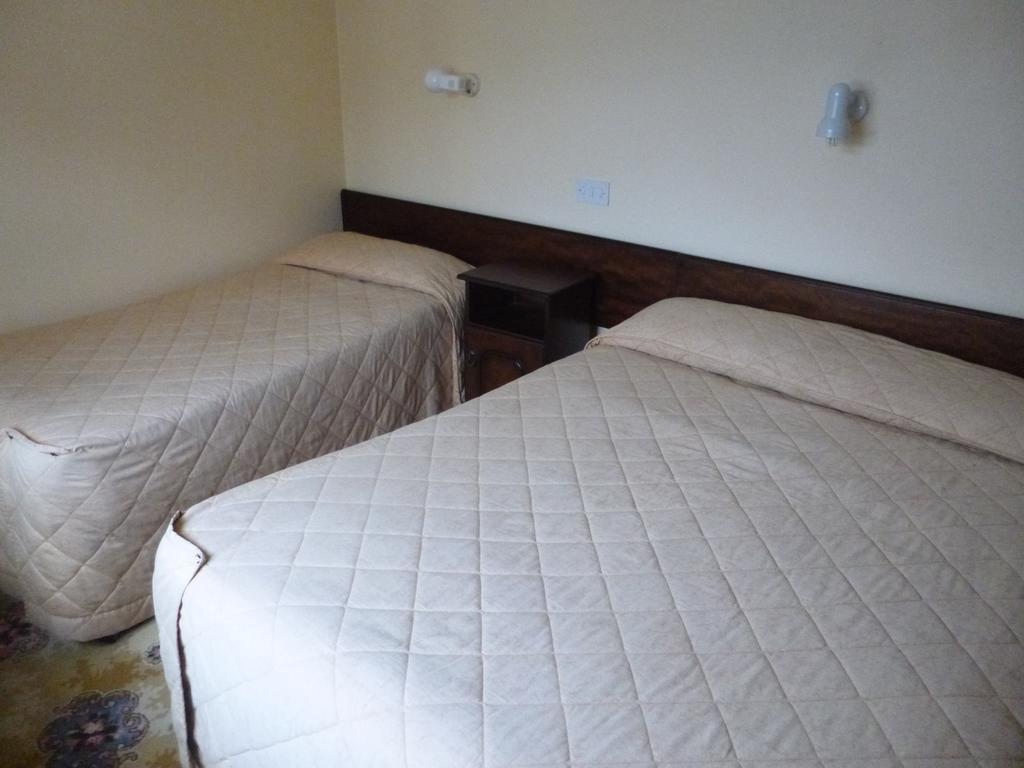 Achill Sound Hotel - Ostan Ghob A'Choire Zewnętrze zdjęcie