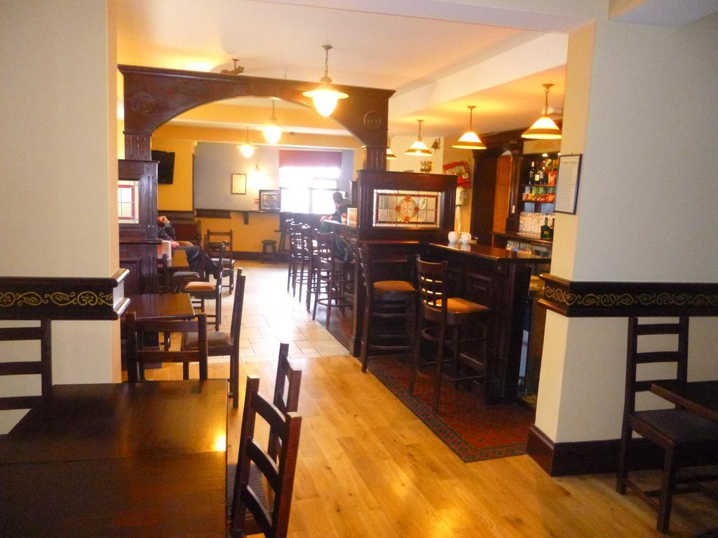 Achill Sound Hotel - Ostan Ghob A'Choire Zewnętrze zdjęcie